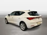 Używany Seat Leon Style 110 KM (80 kW) 2024 Biały Sedan/Limuzyna