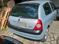 Gebraucht Renault Clio II 75 PS (55 kW) 2002 Blau Kleinwagen