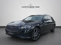 Gebraucht Mercedes E220 Night 200 PS (147 kW) 2022 Schwarz Limousine