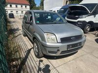 Gebraucht Ford Fusion Ambiente 80 PS (58 kW) 2005 Polarsilber metallic Kleinwagen