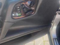 Gebraucht Mercedes E240 Avantgarde 170 PS (125 kW) 1998 Silber Limousine