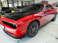 Gebraucht Dodge Challenger 296 PS (217 kW) 2018 Rot Coupé