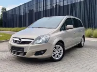 Gebraucht Opel Zafira Innovation 116 PS (85 kW) 2009 Beige Van / Kleinbus