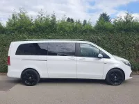 Gebraucht Mercedes V300 AMG 239 PS (175 kW) 2019 Weiß Van / Kleinbus