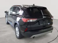 Gebraucht Ford Kuga Titanium 120 PS (88 kW) 2023 Agate black metallic SUV