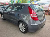 Gebraucht Hyundai i30 Edition 90 PS (66 kW) 2011 Steel gray Kleinwagen