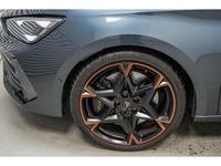 Gebraucht Cupra Leon 333 PS (244 kW) 2025 Magnetic grau metallic (s7) (metallic) Kombi