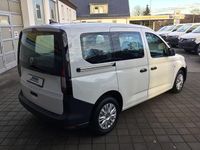 Gebraucht VW Caddy Basis 75 PS (55 kW) 2022 Van / Kleinbus