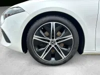Gebraucht Mercedes A220 190 PS (139 kW) 2023 Unilack polarweiß Limousine