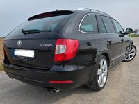 Gebraucht Skoda Superb Elegance 200 PS (147 kW) 2011 Schwarz Kombi