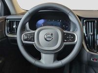 Gebraucht Volvo V60 145 PS (106 kW) 2024 Kombi