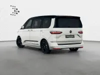 Usado VW Multivan Life 150 HP (110 kW) 2024 Branco Monovolume