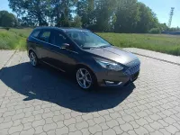 Gebraucht Ford Focus Titanium 120 PS (88 kW) 2015 Grau Kombi