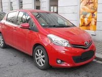 Gebraucht Toyota Yaris 99 PS (72 kW) 2012 Rot Kleinwagen