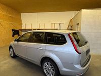 Gebraucht Ford Focus 110 PS (80 kW) 2008 Silber Kombi