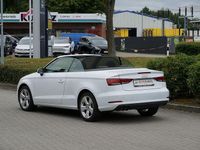 Gebraucht Audi A3 Cabriolet Attraction 150 PS (110 kW) 2015 Weiß Cabrio