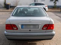 Gebraucht Mercedes E320 224 PS (164 kW) 1998 Silber Limousine