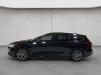Gebraucht Ford Focus ST-Line X 155 PS (114 kW) 2024 Schwarz Limousine