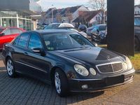 Gebraucht Mercedes E270 Avantgarde 177 PS (130 kW) 2003 Schwarz Limousine