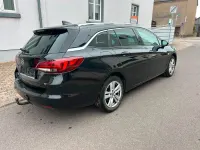 Gebraucht Opel Astra Dynamic 110 PS (80 kW) 2017 Schwarz Kombi