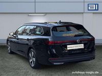 Gebraucht VW Passat R 150 PS (110 kW) 2025 Schwarz Limousine