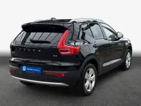 Gebraucht Volvo XC40 Core 163 PS (119 kW) 2025 Schwarz SUV
