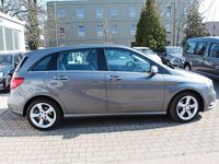 Gebraucht Mercedes B200 156 PS (114 kW) 2012 Grau Van / Kleinbus