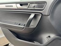 Gebraucht VW Touareg 245 PS (180 kW) 2014 Grau SUV