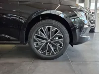Neu Skoda Kamiq Dynamic 116 PS (85 kW) 2026 Blackmagic perleffekt SUV