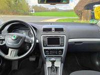 Gebraucht Skoda Octavia 105 PS (77 kW) 2011 Schwarz Kombi