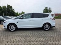 Gebraucht Ford S-MAX Titanium 179 PS (131 kW) 2017 Weiß Van / Kleinbus