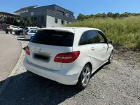 Gebraucht Mercedes B180 Sport 122 PS (89 kW) 2013 Weiß Van / Kleinbus