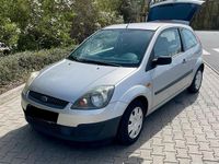 Gebraucht Ford Fiesta 60 PS (44 kW) 2006 Silber Kleinwagen