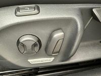 Gebraucht VW Passat Business 204 PS (150 kW) 2025 Weiß Kombi