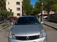 Second-hand Renault Clio II 75 CP (55 kW) 2010 Gri Hatchback