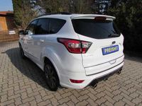 Gebraucht Ford Kuga ST-Line 150 PS (110 kW) 2019 Frostweiß SUV