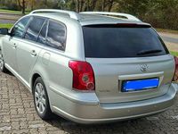 Gebraucht Toyota Avensis 129 PS (94 kW) 2008 Silber Kombi