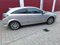 Gebraucht Opel Astra 125 PS (91 kW) 2006 Grau Coupé