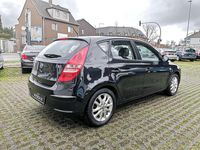 Gebraucht Hyundai i30 Edition+ 109 PS (80 kW) 2010 Schwarz Kleinwagen