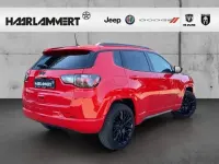 Gebraucht Jeep Compass Altitude 131 PS (96 kW) 2023 Rot SUV
