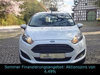Gebraucht Ford Fiesta Trend 60 PS (44 kW) 2015 Weiß Kleinwagen