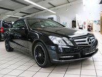 Gebraucht Mercedes E200 184 PS (135 kW) 2011 Schwarz Cabrio