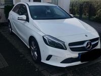 gebraucht Mercedes A180 d DCT -