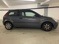 gebraucht Ford Fiesta 1.3