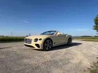 Gebraucht Bentley Continental GT Convertible 549 PS (403 kW) 2024 Magnolia pearlscent Cabrio