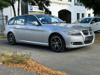 Gebraucht BMW 318 143 PS (105 kW) 2010 Silber Kombi