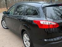 Gebraucht Ford Focus 125 PS (91 kW) 2012 Schwarz Kombi