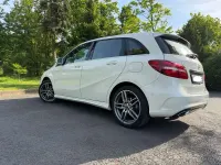 Gebraucht Mercedes B200 AMG line 156 PS (114 kW) 2016 Weiß Kleinwagen