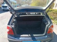 Gebraucht VW Polo Basis 64 PS (47 kW) 2003 Blau Limousine