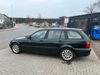 Gebraucht BMW 320 Lifestyle 150 PS (110 kW) 2004 Schwarz Kombi